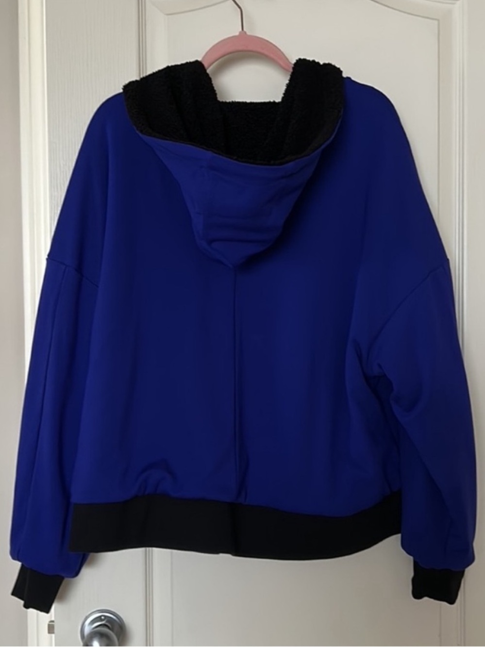 Fabletics | Rose | Reversible | Jacket - Picture 15 of 16